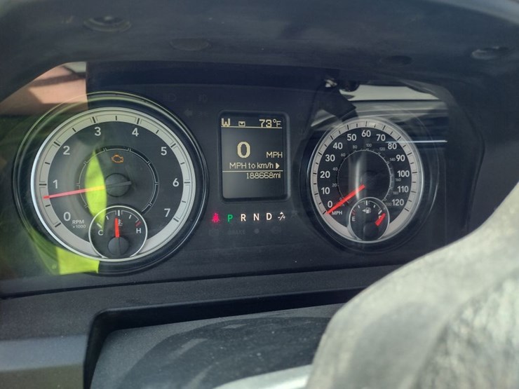 18-dodge-2500-image-8