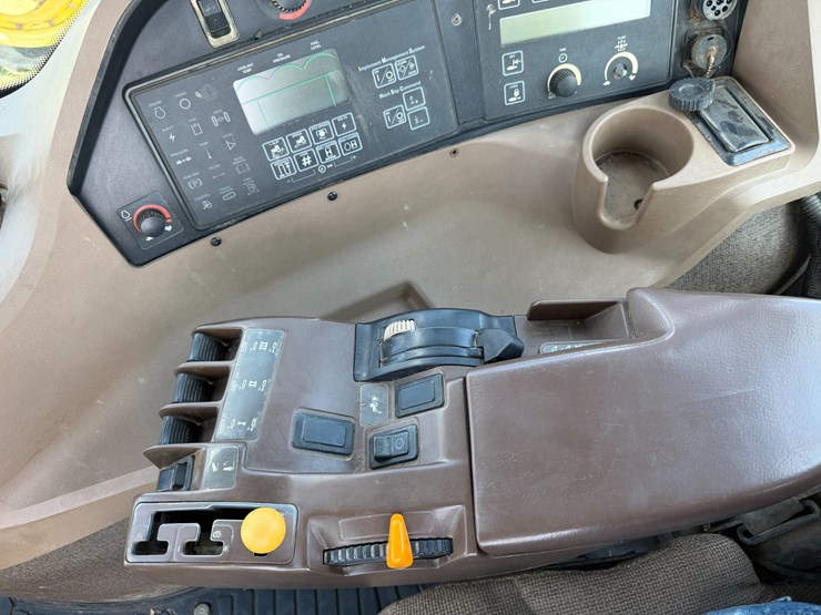 2000-john-deere-9300-image-78