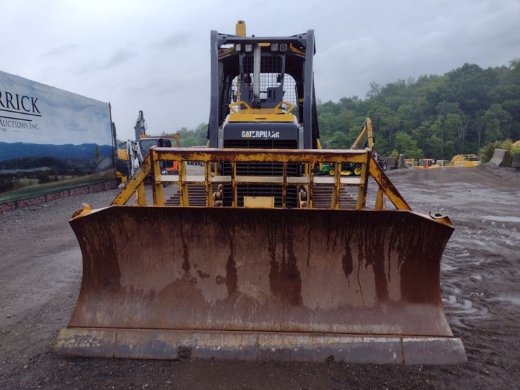 caterpillar-d5k-xl-image-2