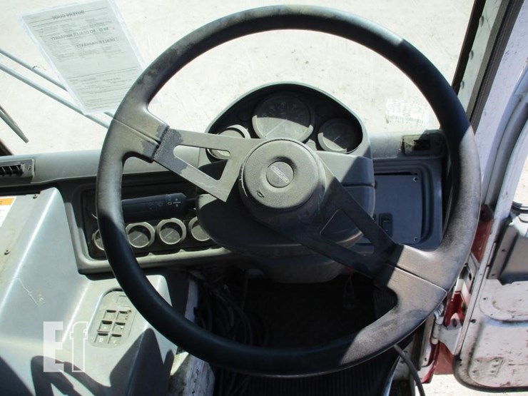 2005-freightliner-condor-image-13