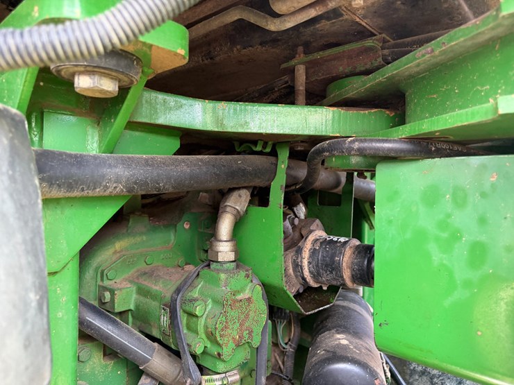 2000-john-deere-9300-image-33