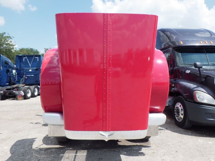 2012-peterbilt-389-image-26