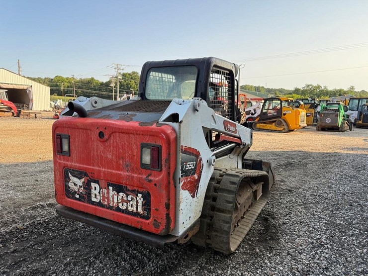 2022-bobcat-t550-image-4