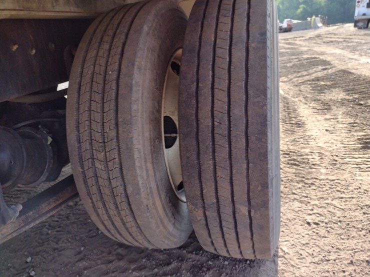 ford-f650-xlt-image-23