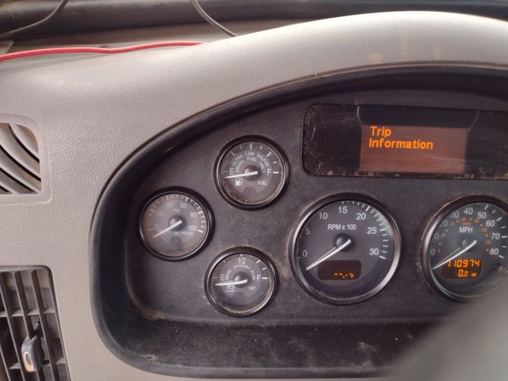 peterbilt-337-image-12