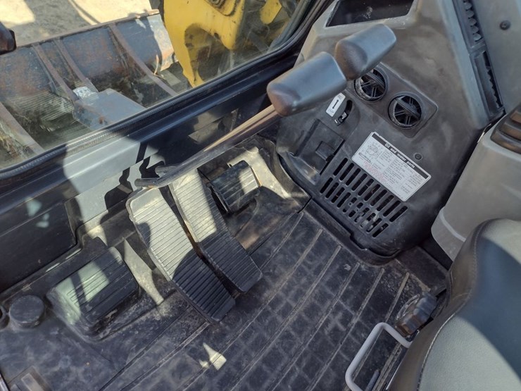 yanmar-sv100-2a-image-10