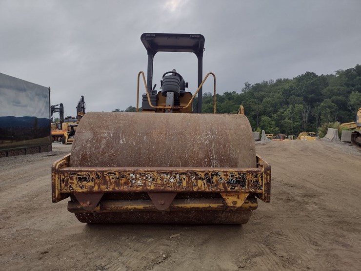 caterpillar-cs-533e-image-2