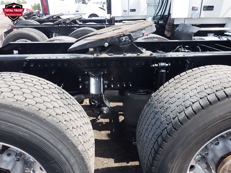 2019-volvo-vnr300-image-7