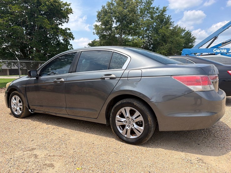 #36569-•-2012-honda-accord-image-4