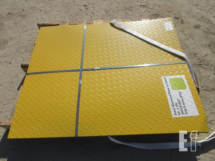 3'-x-4'-diamond-plate-sheets-image-1