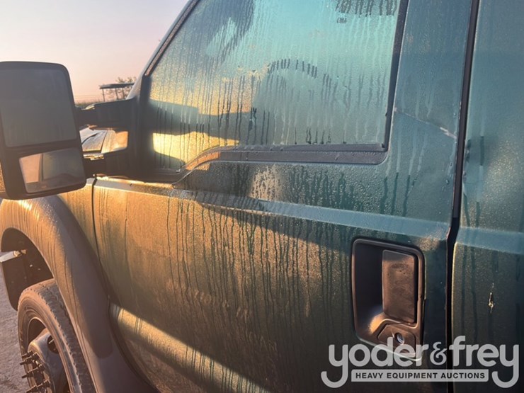 2011-ford-f550-image-20
