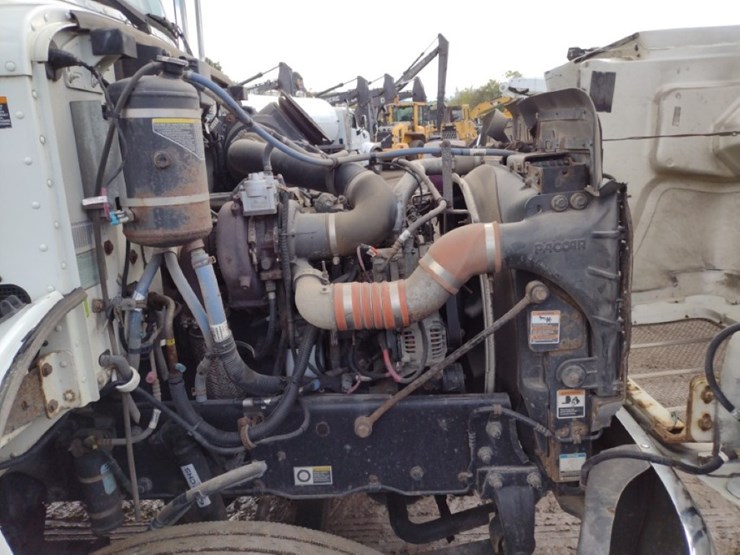peterbilt-337-image-15