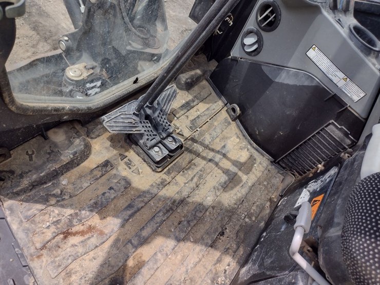 bobcat-e35i-image-12