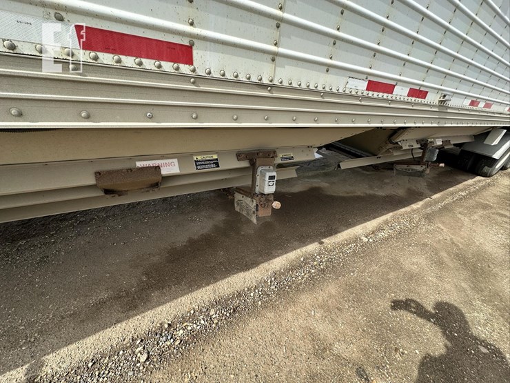 2013-timpte-grain-trailer-image-13