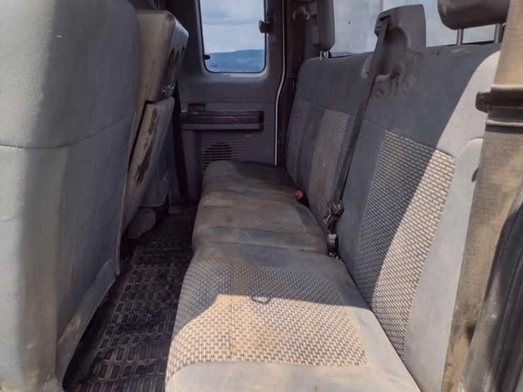 12-ford-f250-image-14