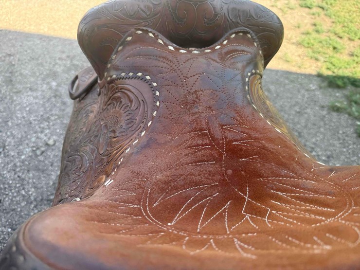 longhorn-saddle-image-4