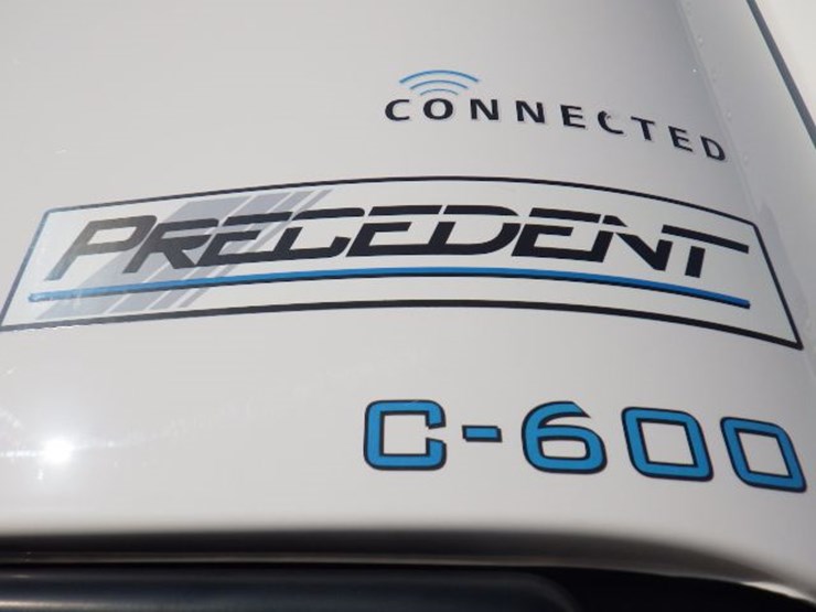 2023-utility-3000r-image-19
