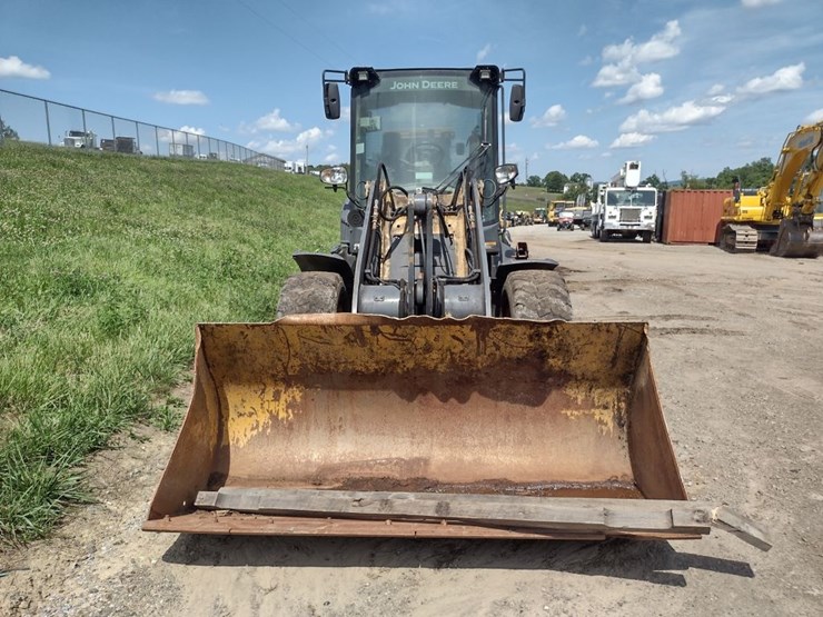 deere-324l-image-2