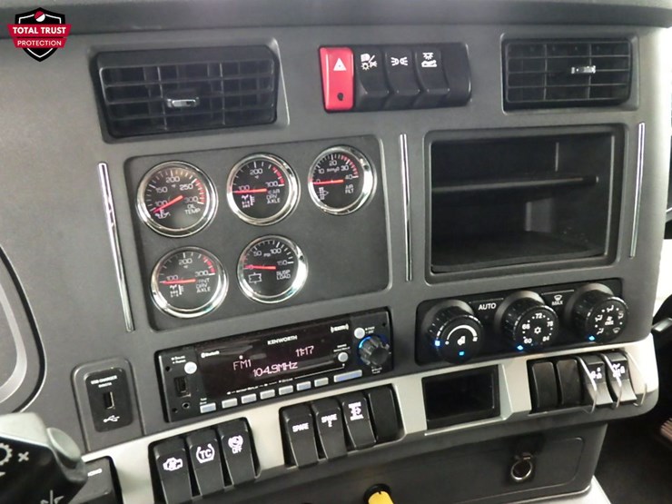 2024-kenworth-t680-image-23