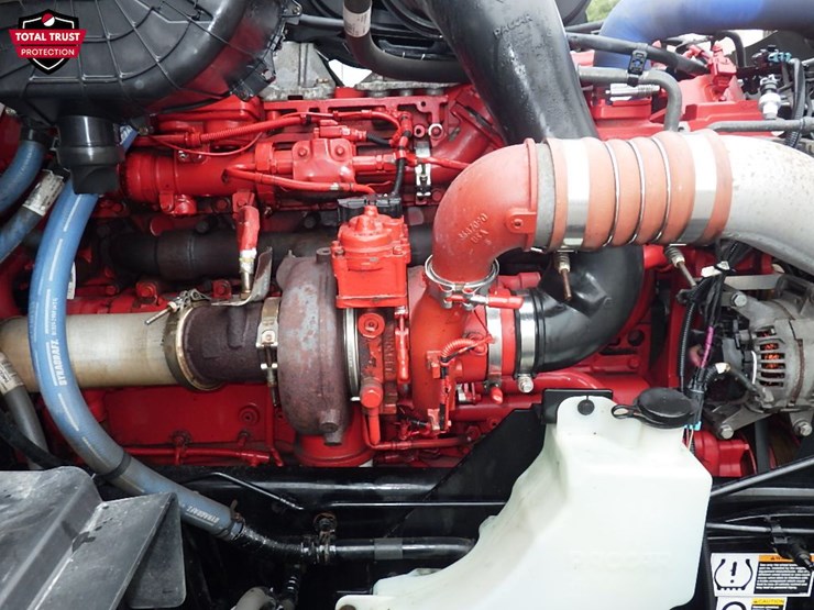 2023-peterbilt-579-image-35