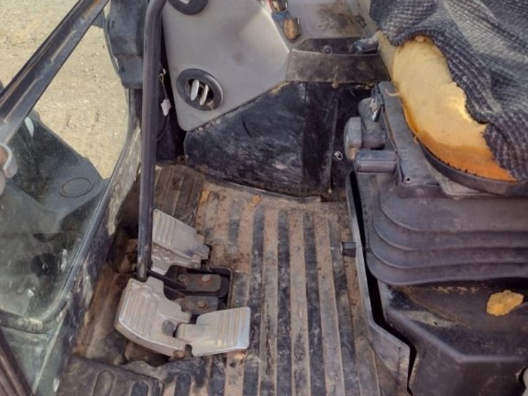bobcat-e35-image-12