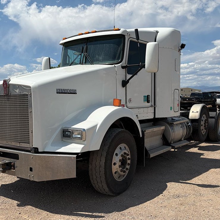 2017 KENWORTH T800