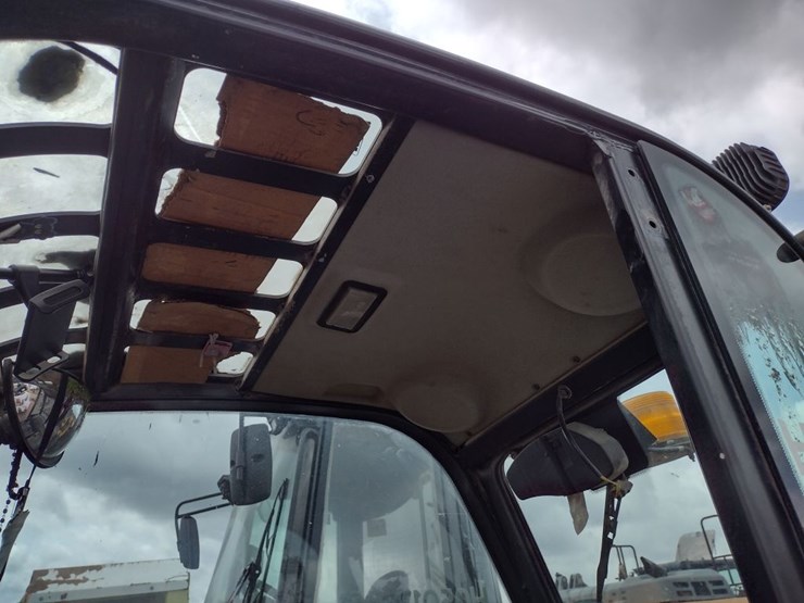 21-jcb-tlt35d-image-8