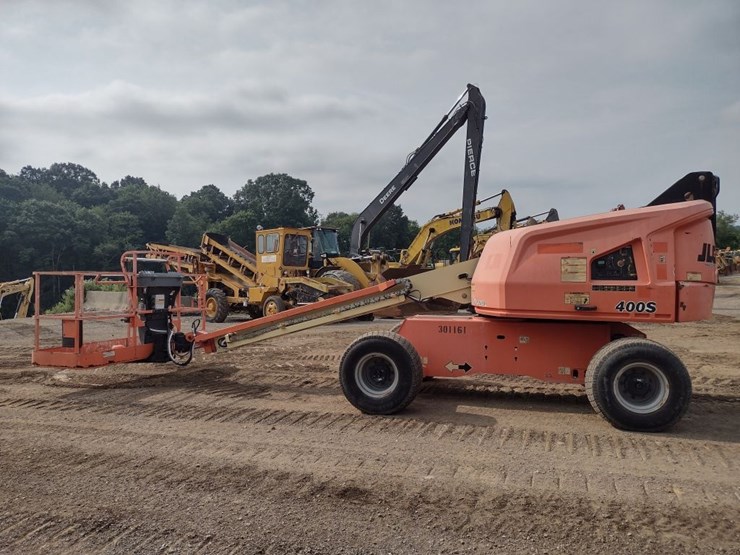 jlg-400s-image-3