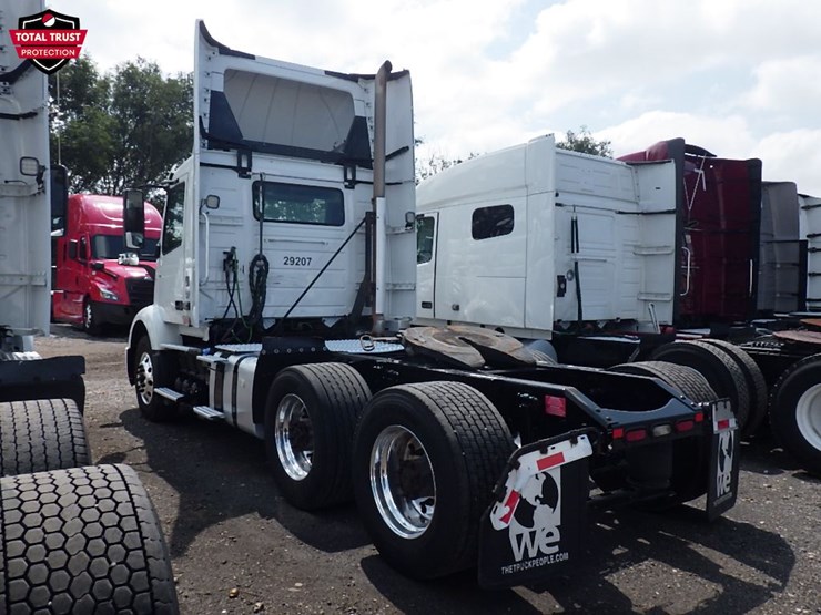 2019-volvo-vnr300-image-14