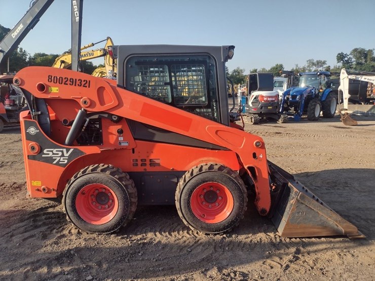 kubota-ssv75-image-3