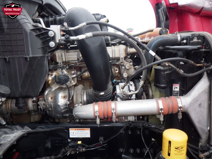 2022-freightliner-cascadia-126-image-26