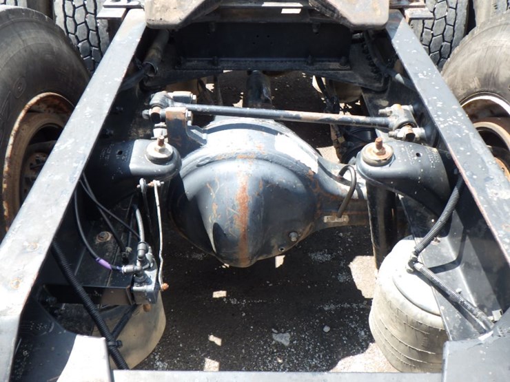 2015-kenworth-t800-image-8