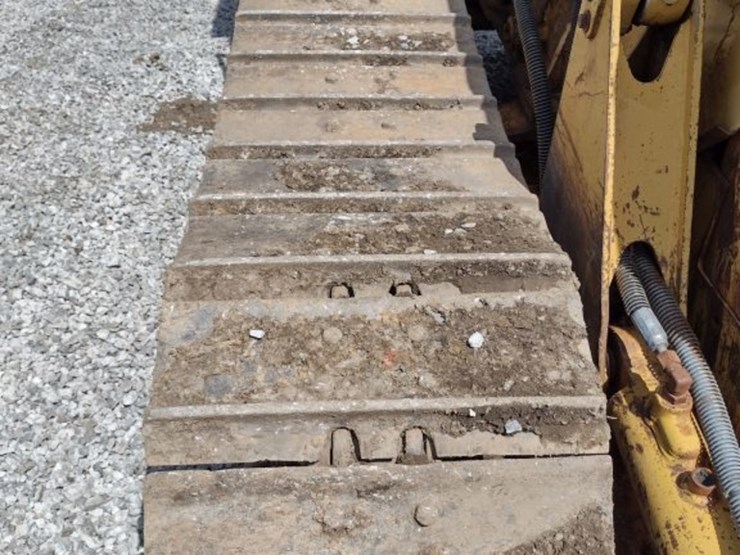 caterpillar-d4c-image-32