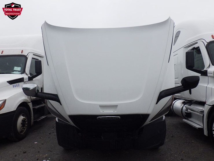 2023-freightliner-cascadia-126-image-27