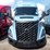 2026-volvo-vnl840-image-2