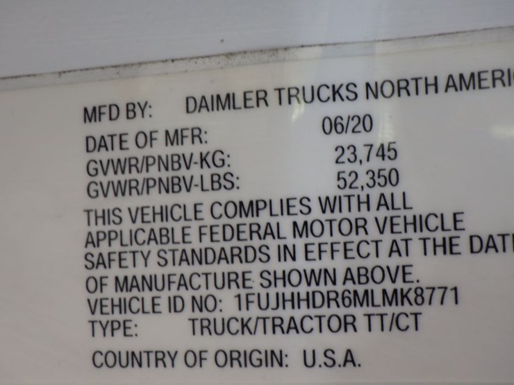 2021-freightliner-cascadia-126-image-28