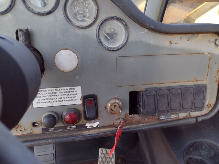 terex-th844c-image-8