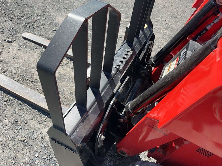 2023-manitou-1050rt-image-12