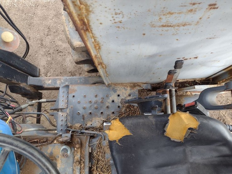 new-holland-7610s-image-10