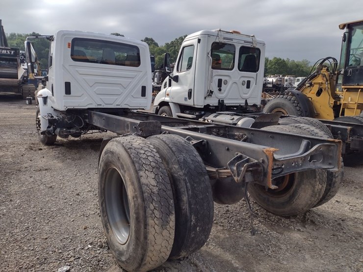international-durastar-4300-image-3