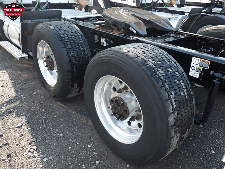 2024-kenworth-t680-image-13