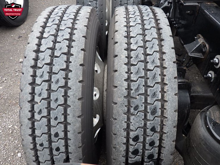 2023-kenworth-t680-image-18