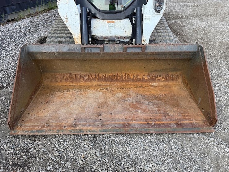 2020-bobcat-t595-image-9