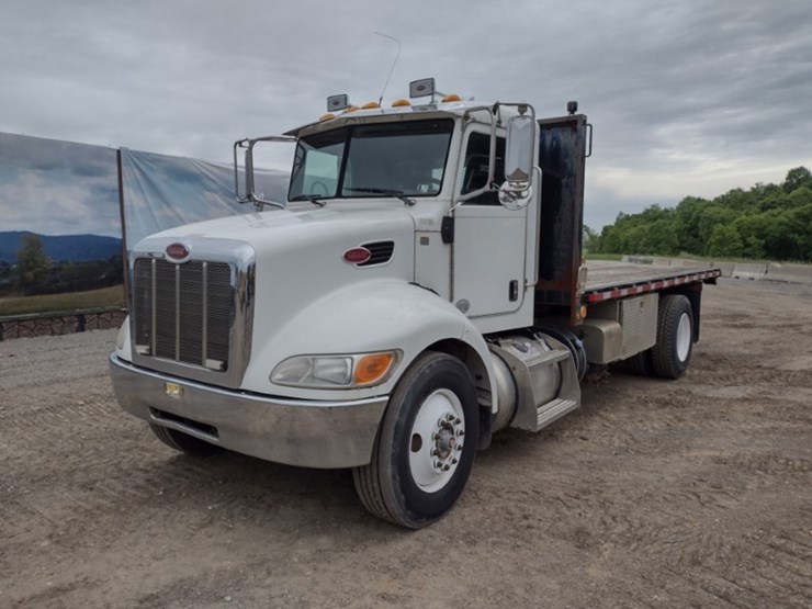 peterbilt-337-image-36