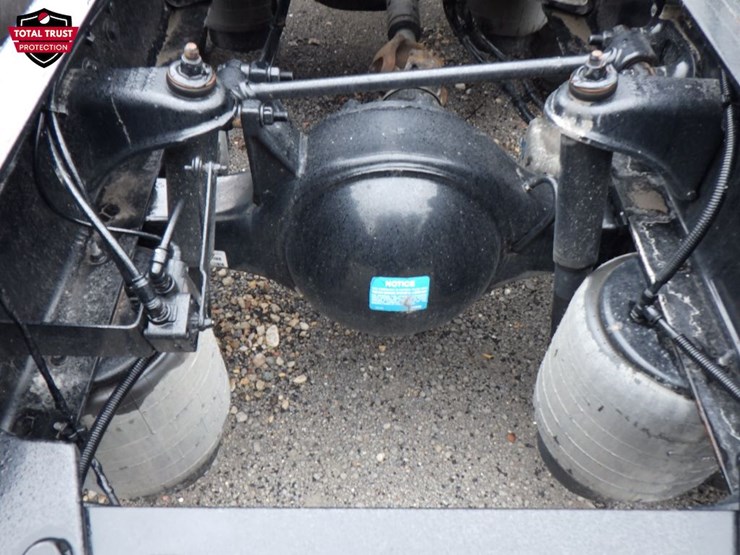 2022-kenworth-t680-image-11