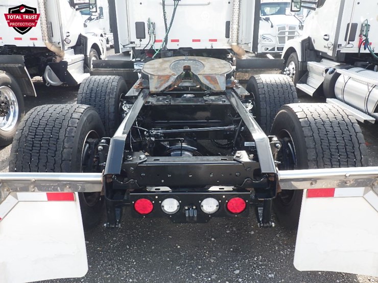 2024-kenworth-t680-image-9