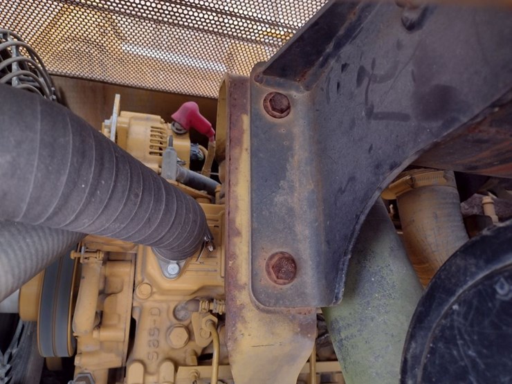 caterpillar-d5g-xl-image-14
