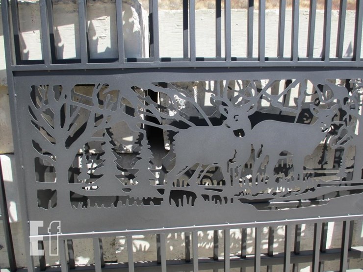 7'-x-20'-bi-parting-driveway-farm-gate-image-3