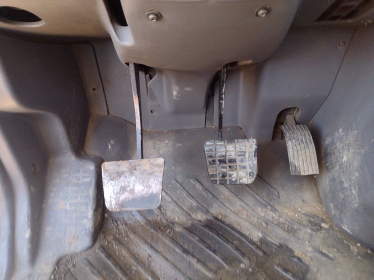 international-prostar-image-10