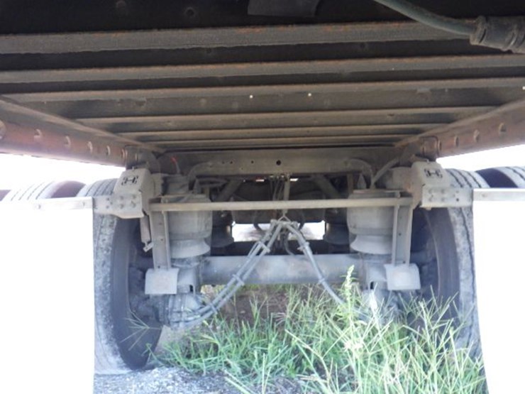 2022-utility-3000r-image-10